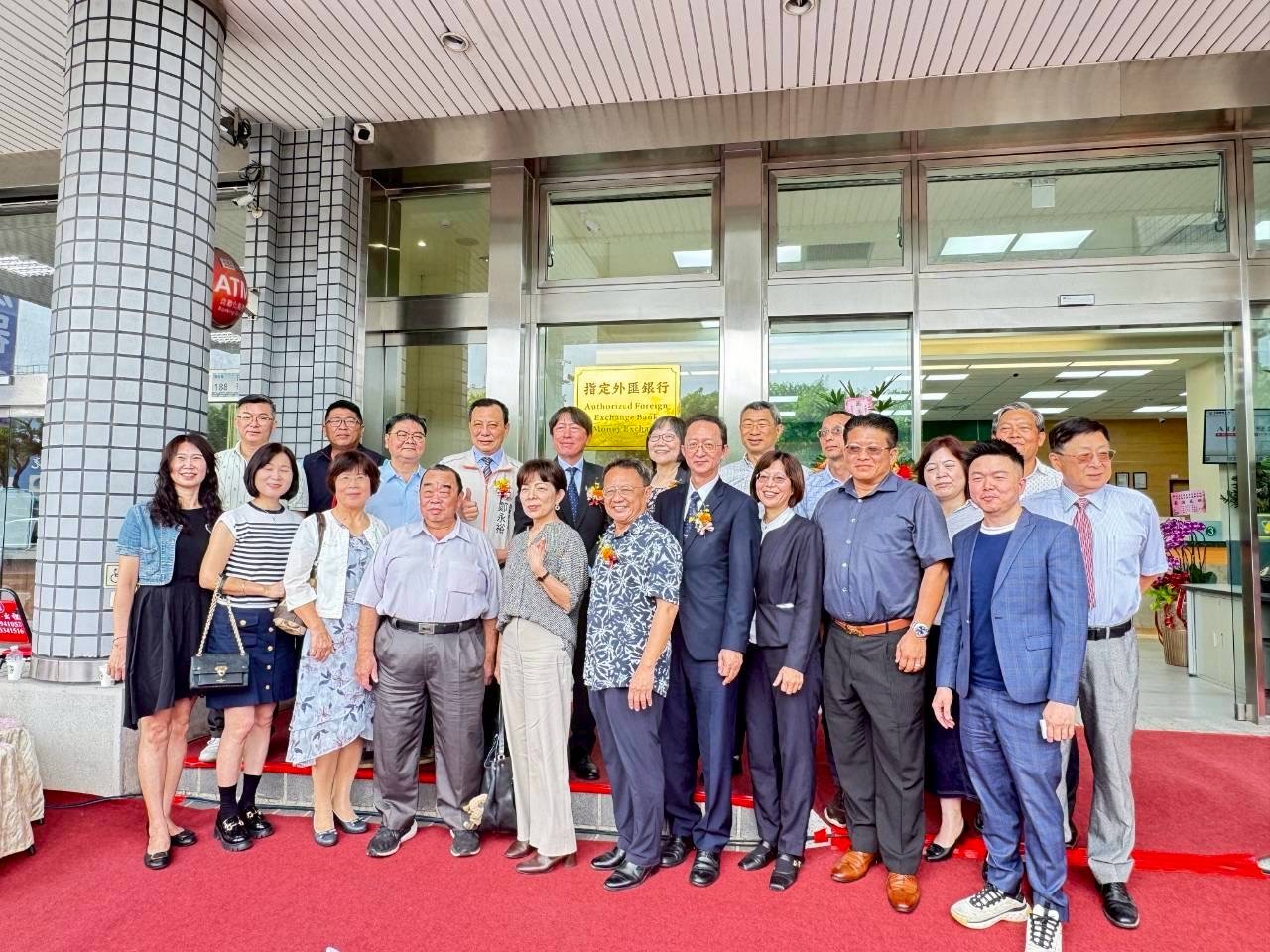 合照_屏東分行設立外指行
